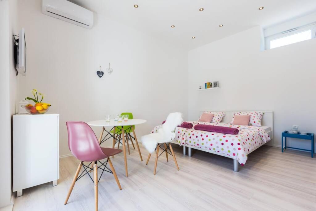 Candy Ap.-Near Center,Bus,Beach+Free Parking Place Zadar Dış mekan fotoğraf